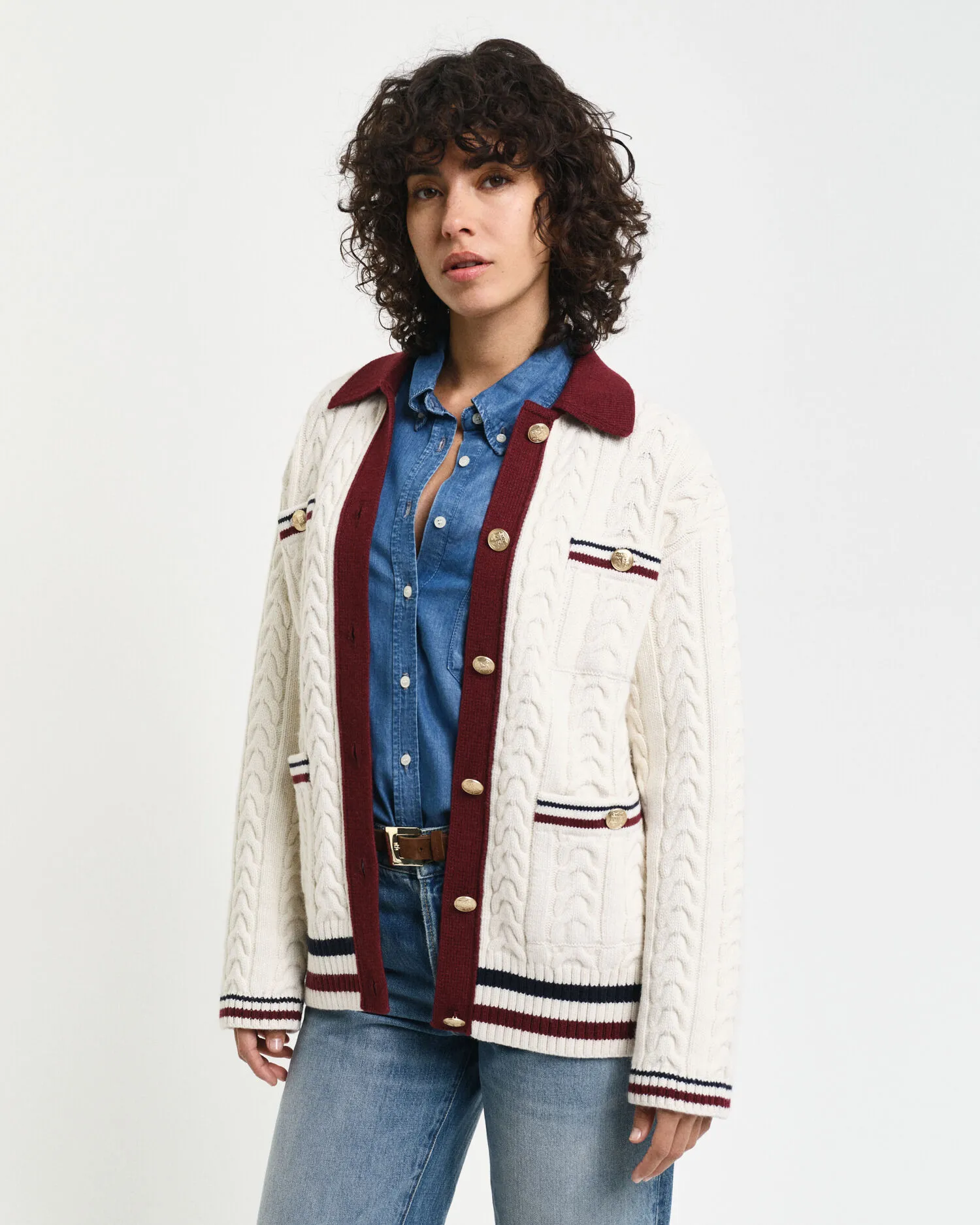 Cardigan a trecce a contrasto    