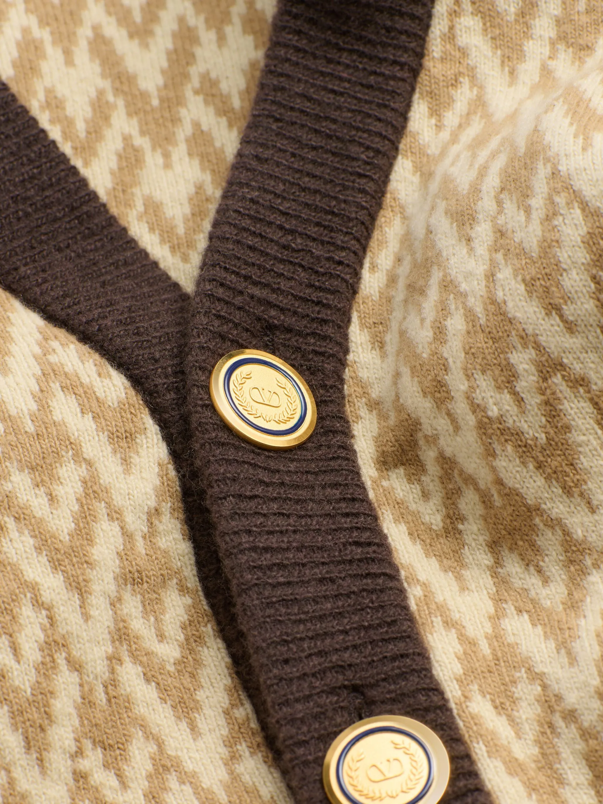 Cardigan in lana con motivo toute la V